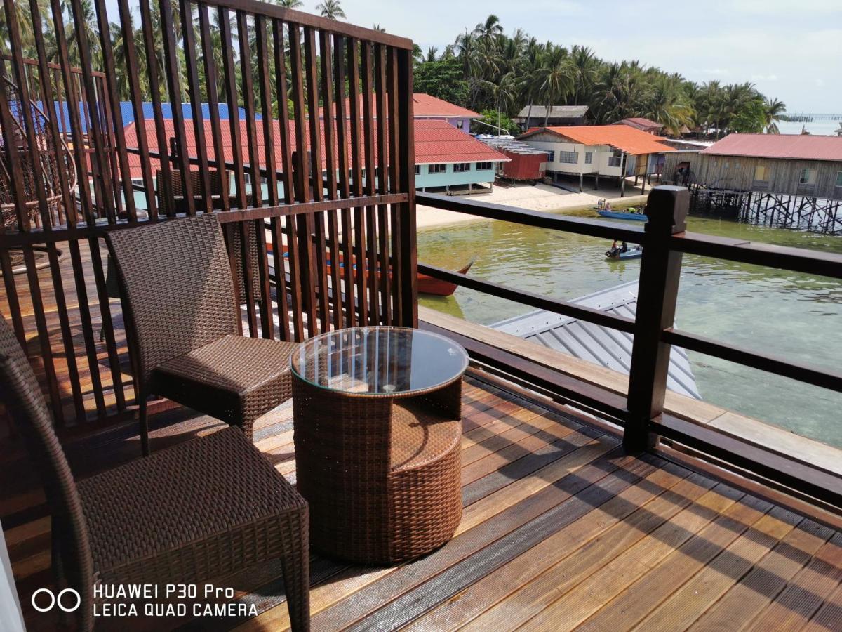 Mabul Paradise Lodge Mabul Island Exterior photo